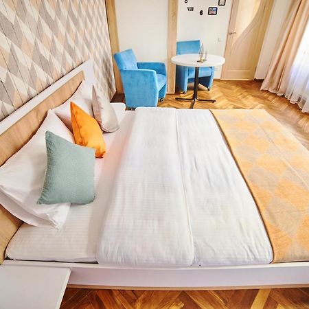 إلفيف Comfort Apartments In Center المظهر الخارجي الصورة